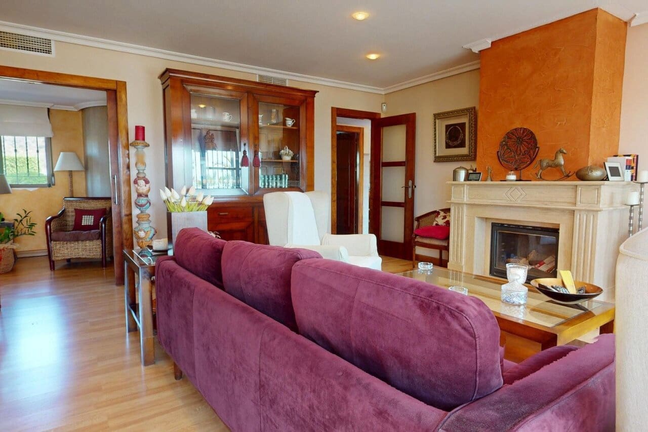 5 slaapkamer Villa te koop in La Campana met zwembad garage - € 880.000 (Ref: 9834785)