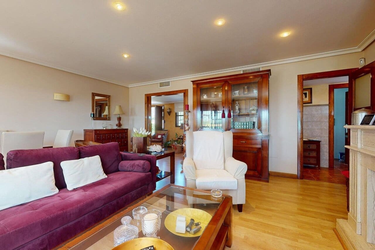 5 slaapkamer Villa te koop in La Campana met zwembad garage - € 880.000 (Ref: 9834785)