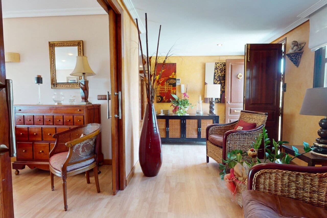 5 slaapkamer Villa te koop in La Campana met zwembad garage - € 880.000 (Ref: 9834785)