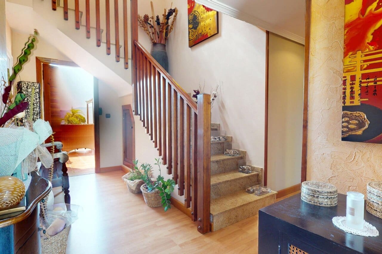 5 slaapkamer Villa te koop in La Campana met zwembad garage - € 880.000 (Ref: 9834785)