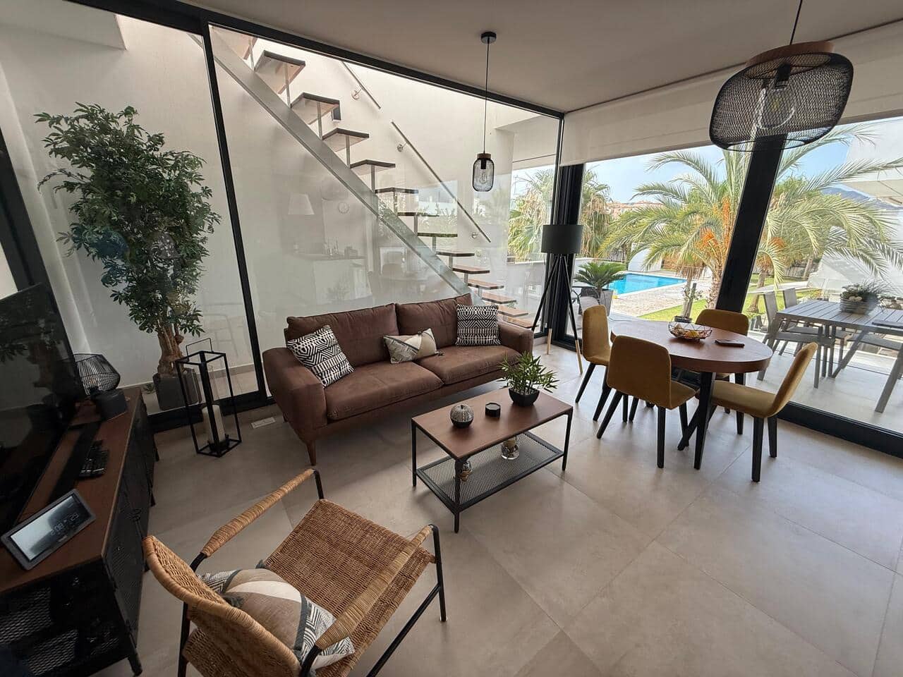 2 soveværelse Lejlighed til salg i Mar de Cristal med swimmingpool garage - € 289.000 (Ref: 9834791)