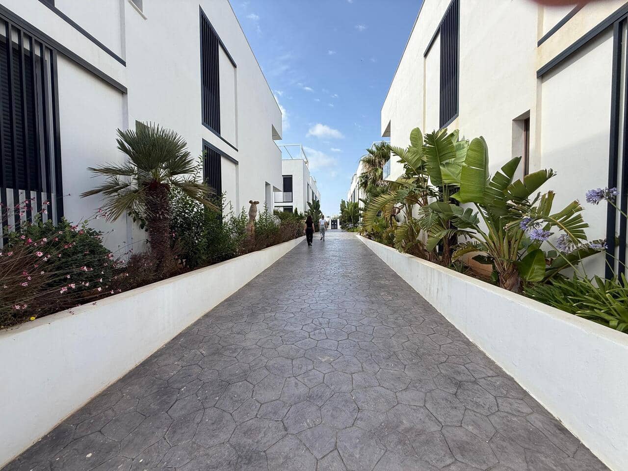 2 soveværelse Lejlighed til salg i Mar de Cristal med swimmingpool garage - € 289.000 (Ref: 9834791)