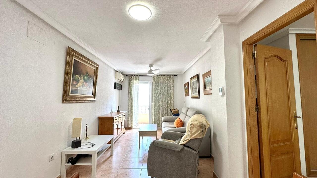 2 soveværelse Lejlighed til salg i Torrevieja med garage - € 139.900 (Ref: 9838208)