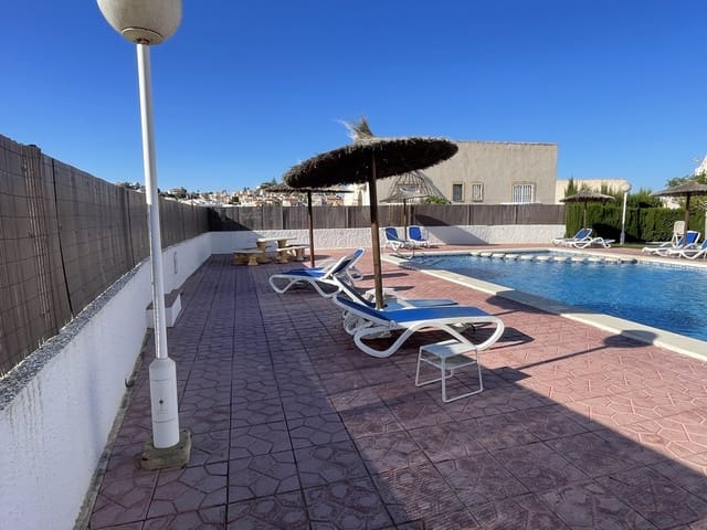 3 slaapkamer Halfvrijstaande villa te koop in Ciudad Quesada, Rojales met zwembad garage - € 174.900 (Ref: 9838213)
