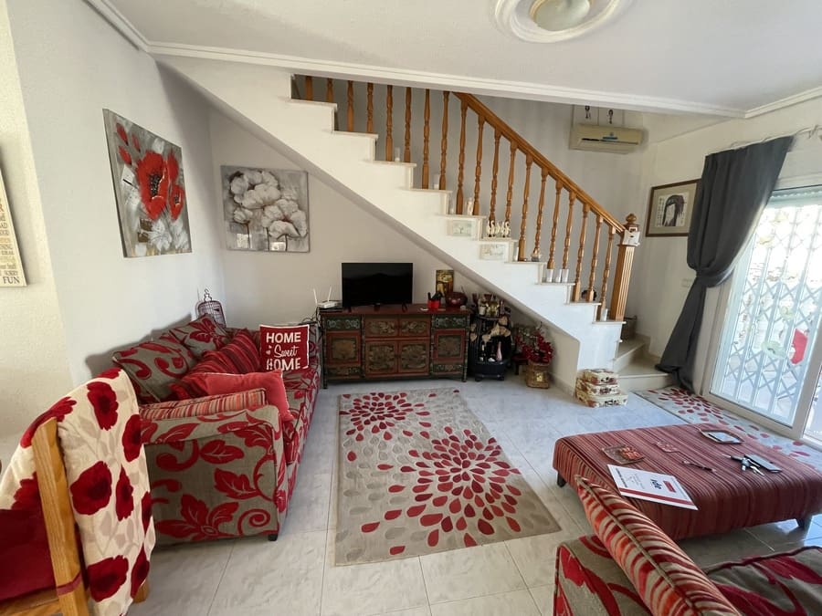 3 slaapkamer Halfvrijstaande villa te koop in Ciudad Quesada met zwembad garage - € 174.900 (Ref: 9838213)