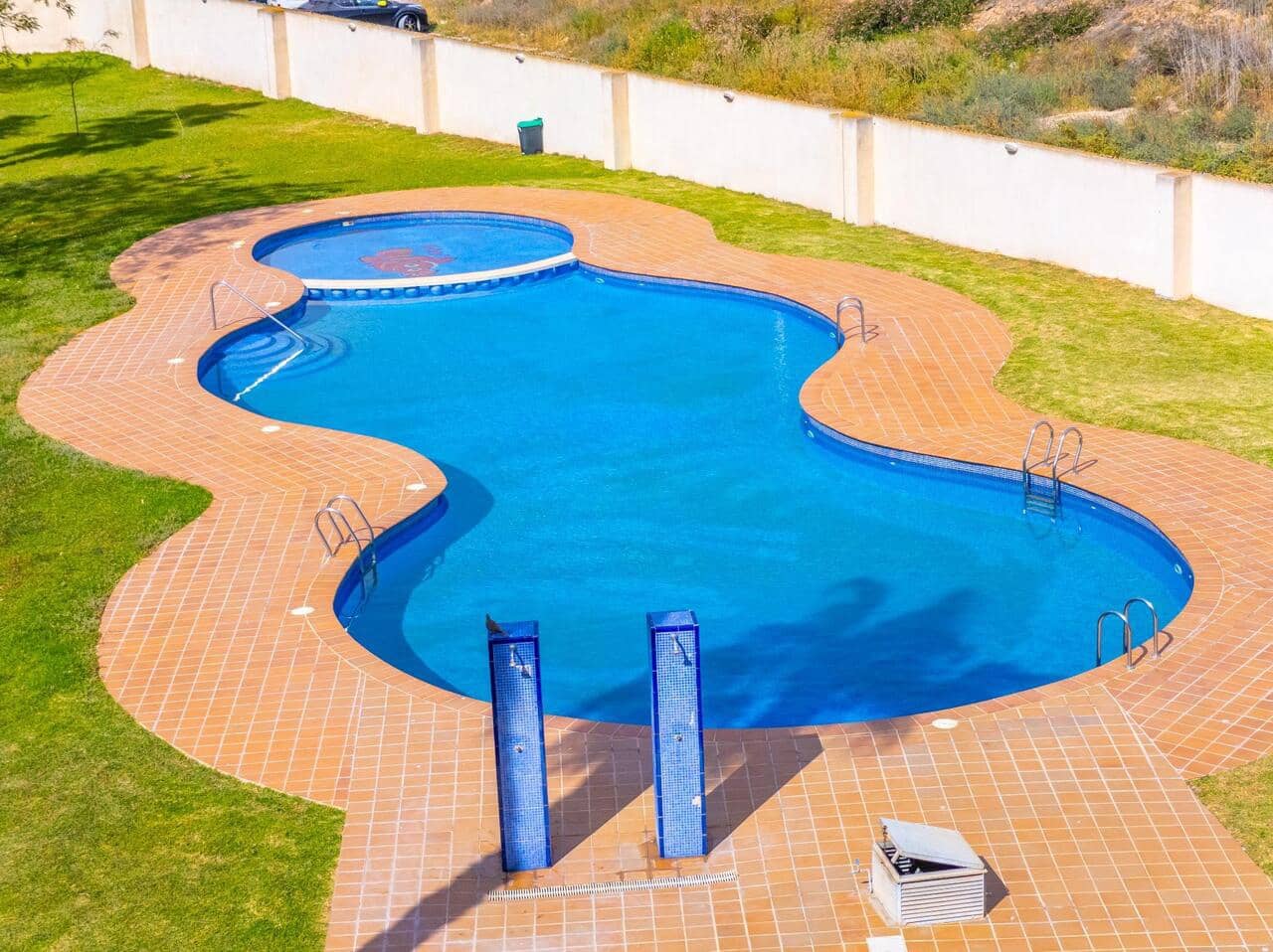 2 chambre Appartement à vendre à Torrevieja avec piscine - 149 000 € (Ref: 9838216)