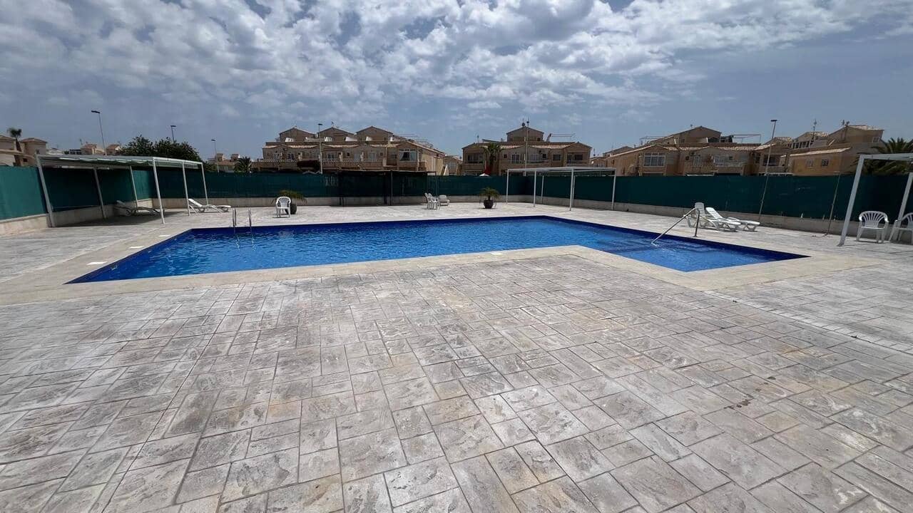 2 camera da letto Bungalow in vendita in Torrevieja con piscina - 134.900 € (Rif: 9838218)