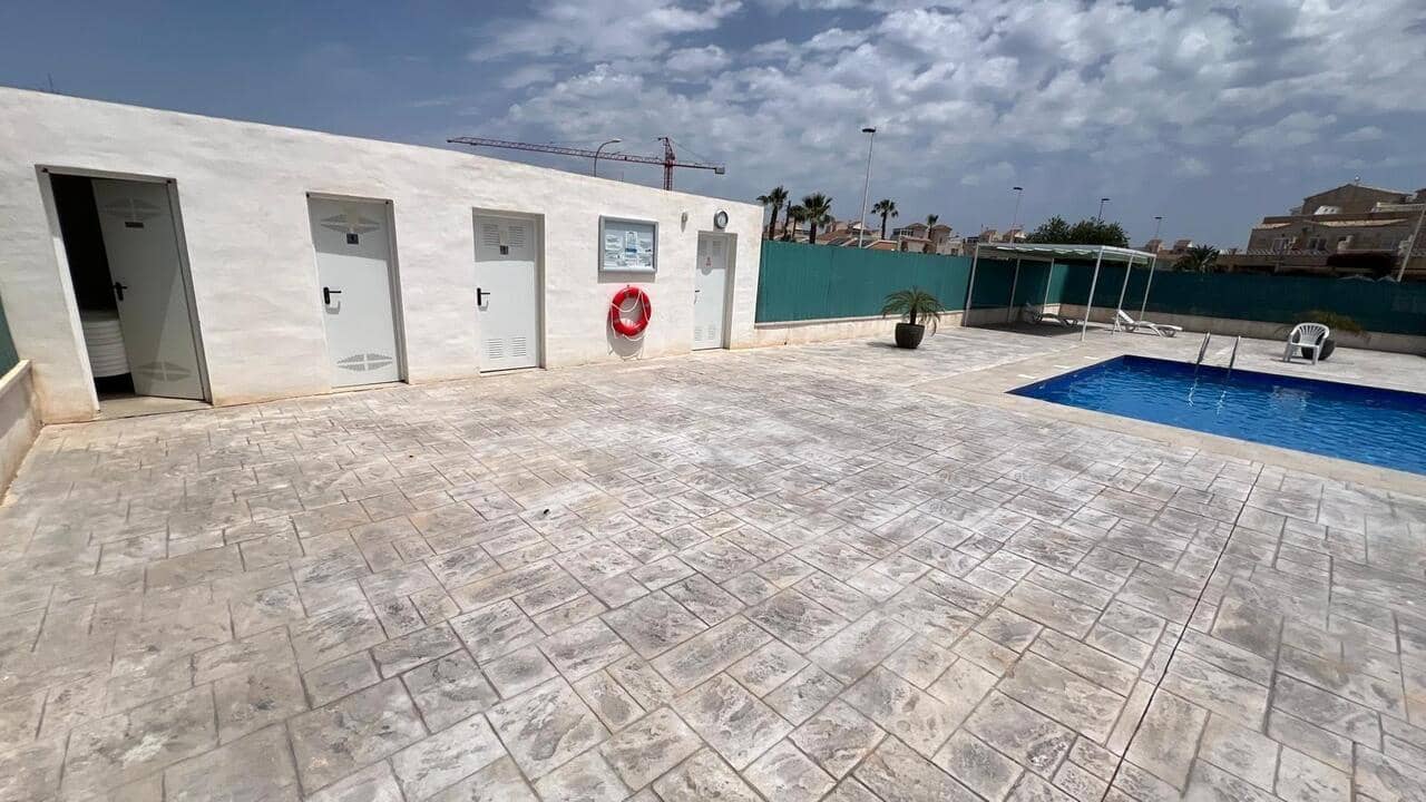 2 camera da letto Bungalow in vendita in Torrevieja con piscina - 134.900 € (Rif: 9838218)
