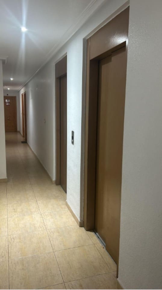 2 bedroom Apartment for sale in Torrevieja with pool - € 119,900 (Ref: 9838219)