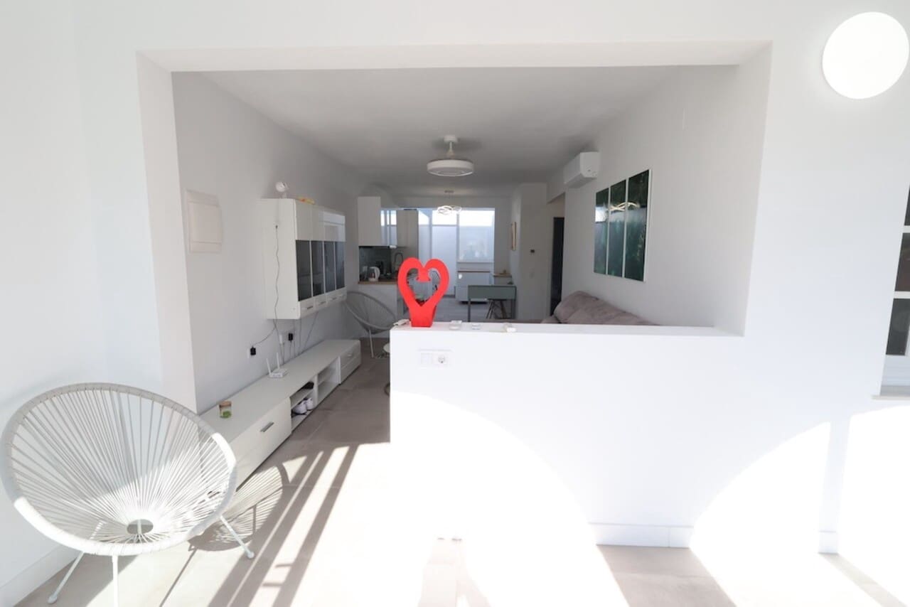 2 bedroom Bungalow for sale in Ciudad Quesada with pool - € 169,000 (Ref: 9838221)