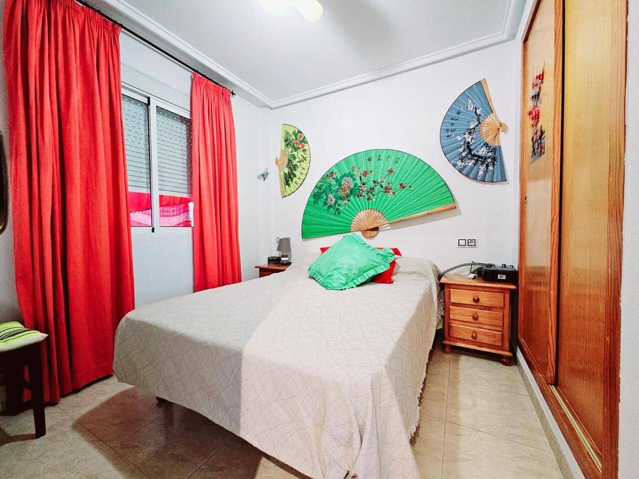 Apartamento de 2 habitaciones en Torrevieja en venta - 124.900 € (Ref: 9838226)