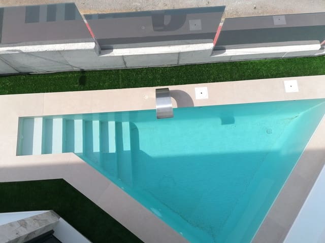 3 camera da letto Villa in vendita in Parque de las Naciones, Torrevieja con piscina garage - 660.000 € (Rif: 9838227)