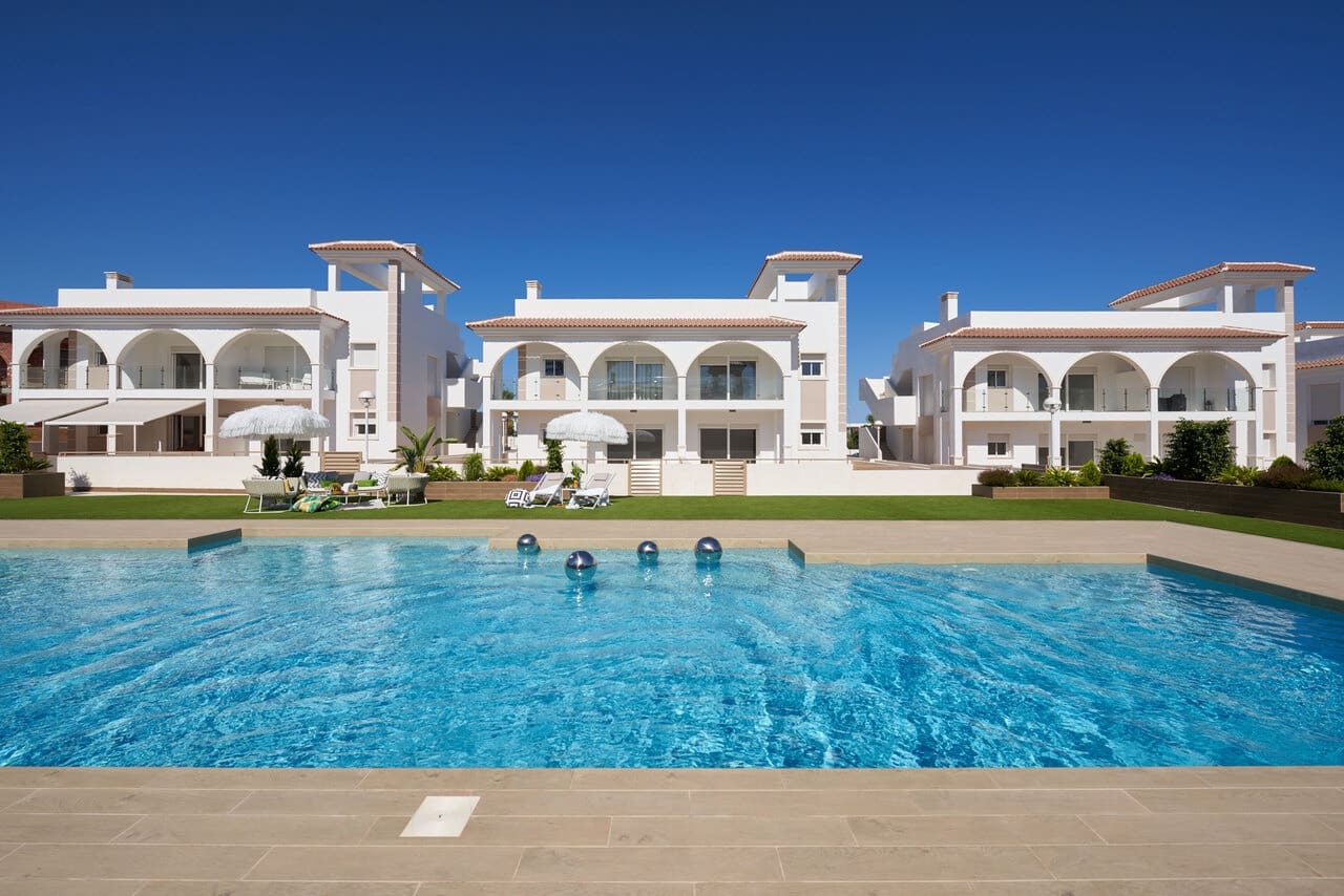 2 soveværelse Lejlighed til salg i Ciudad Quesada med swimmingpool - € 278.000 (Ref: 9838230)