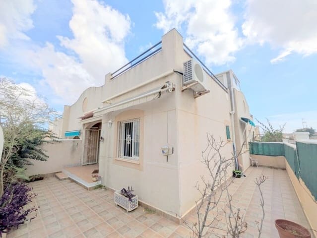 3 quarto Moradia Geminada para venda em Los Balcones com piscina - 168 900 € (Ref: 9838232)