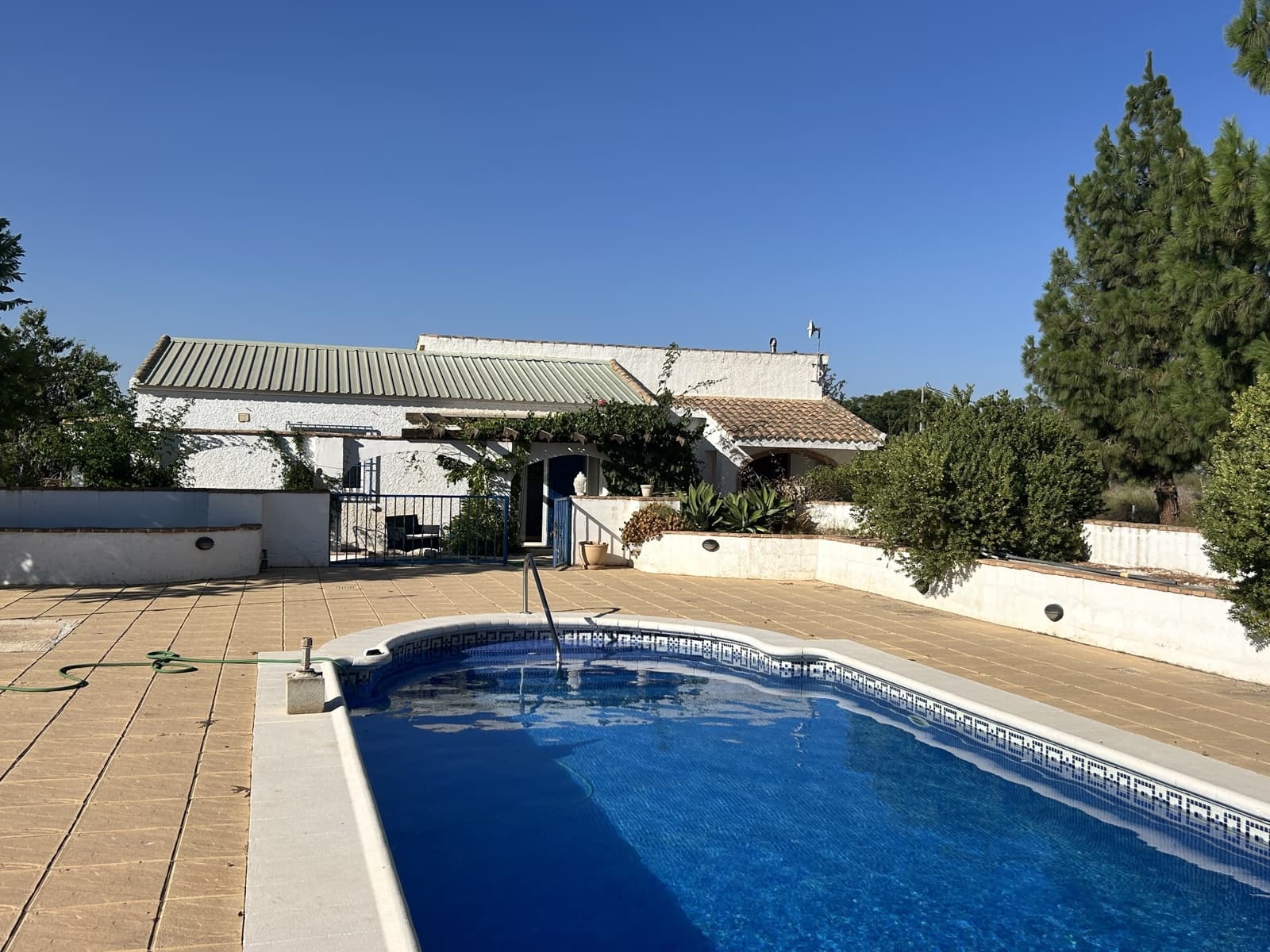 4 bedroom Finca/Country House for sale in Totana with pool garage - € 224,775 (Ref: 9977870)