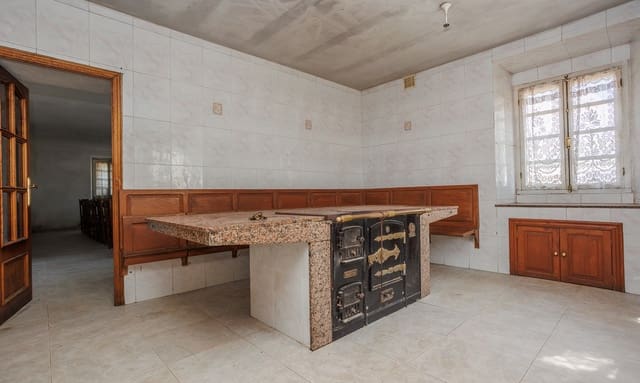 8 sypialnia Finka/Dom wiejski na sprzedaż w Miasto Lugo - 280 000 € (Ref: 10001046)