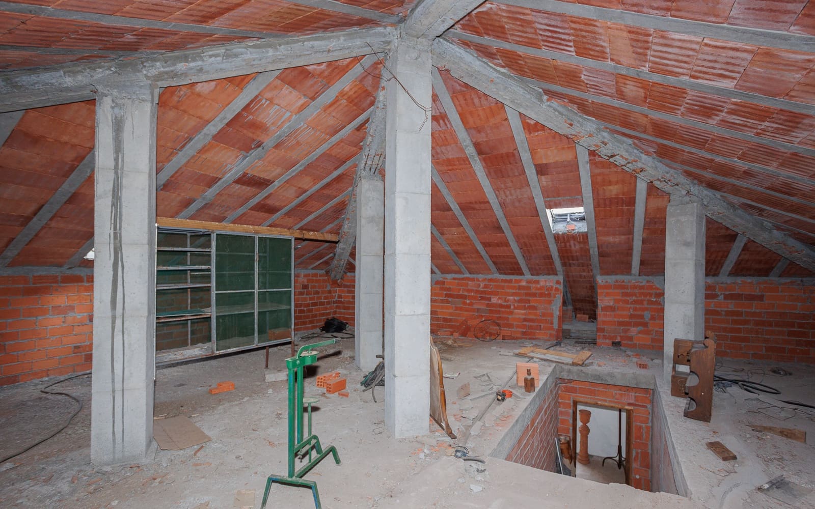 8 sypialnia Finka/Dom wiejski na sprzedaż w Miasto Lugo - 280 000 € (Ref: 10001046)