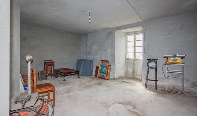 8 sypialnia Finka/Dom wiejski na sprzedaż w Miasto Lugo - 280 000 € (Ref: 10001046)