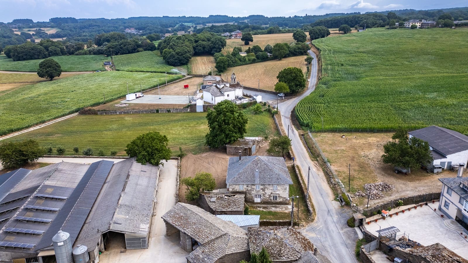8 sypialnia Finka/Dom wiejski na sprzedaż w Miasto Lugo - 280 000 € (Ref: 10001046)