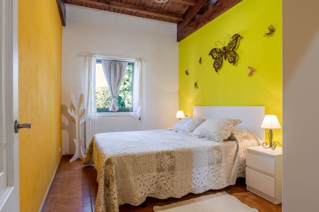 7 bedroom Business for sale in Silleda - € 390,000 (Ref: 10019689)