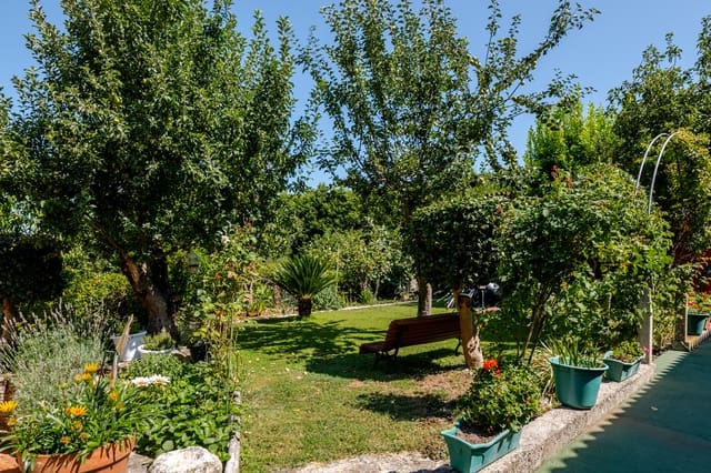 7 bedroom Business for sale in Silleda - € 390,000 (Ref: 10019689)