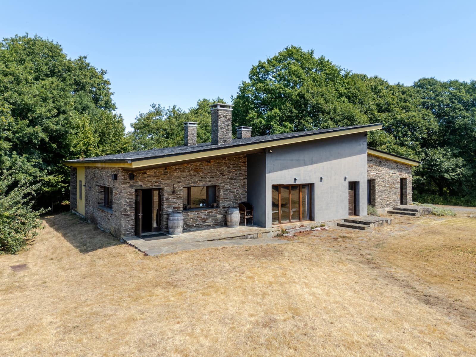 17 Zimmer Firma/Unternehmen zu verkaufen in Friol mit Garage - 690.000 € (Ref: 10032381)