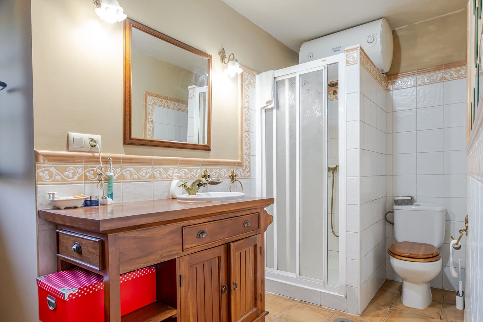 6 sypialnia Finka/Dom wiejski na sprzedaż w Covelo z garażem - 325 000 € (Ref: 10062301)