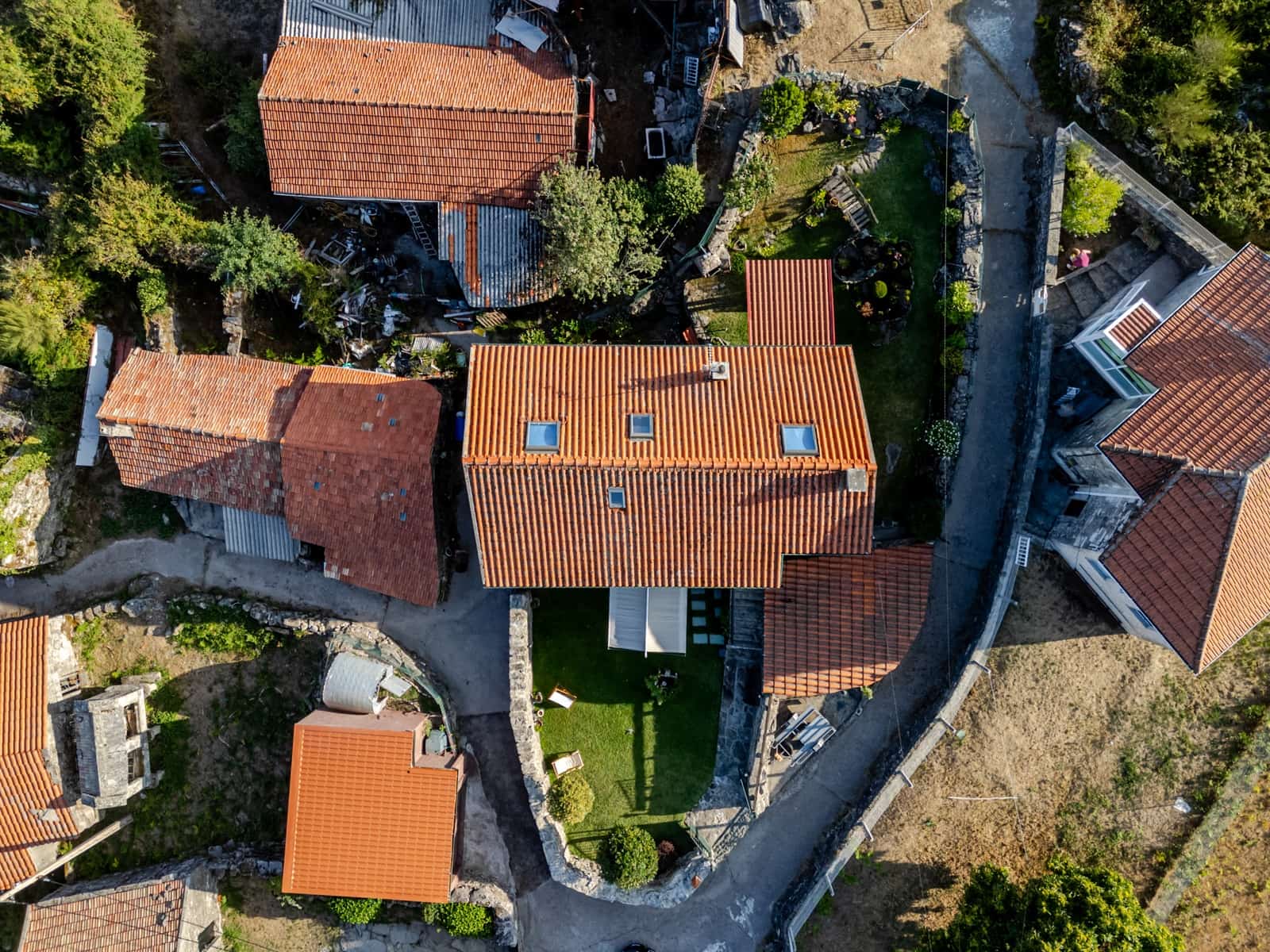6 sypialnia Finka/Dom wiejski na sprzedaż w Covelo z garażem - 325 000 € (Ref: 10062301)