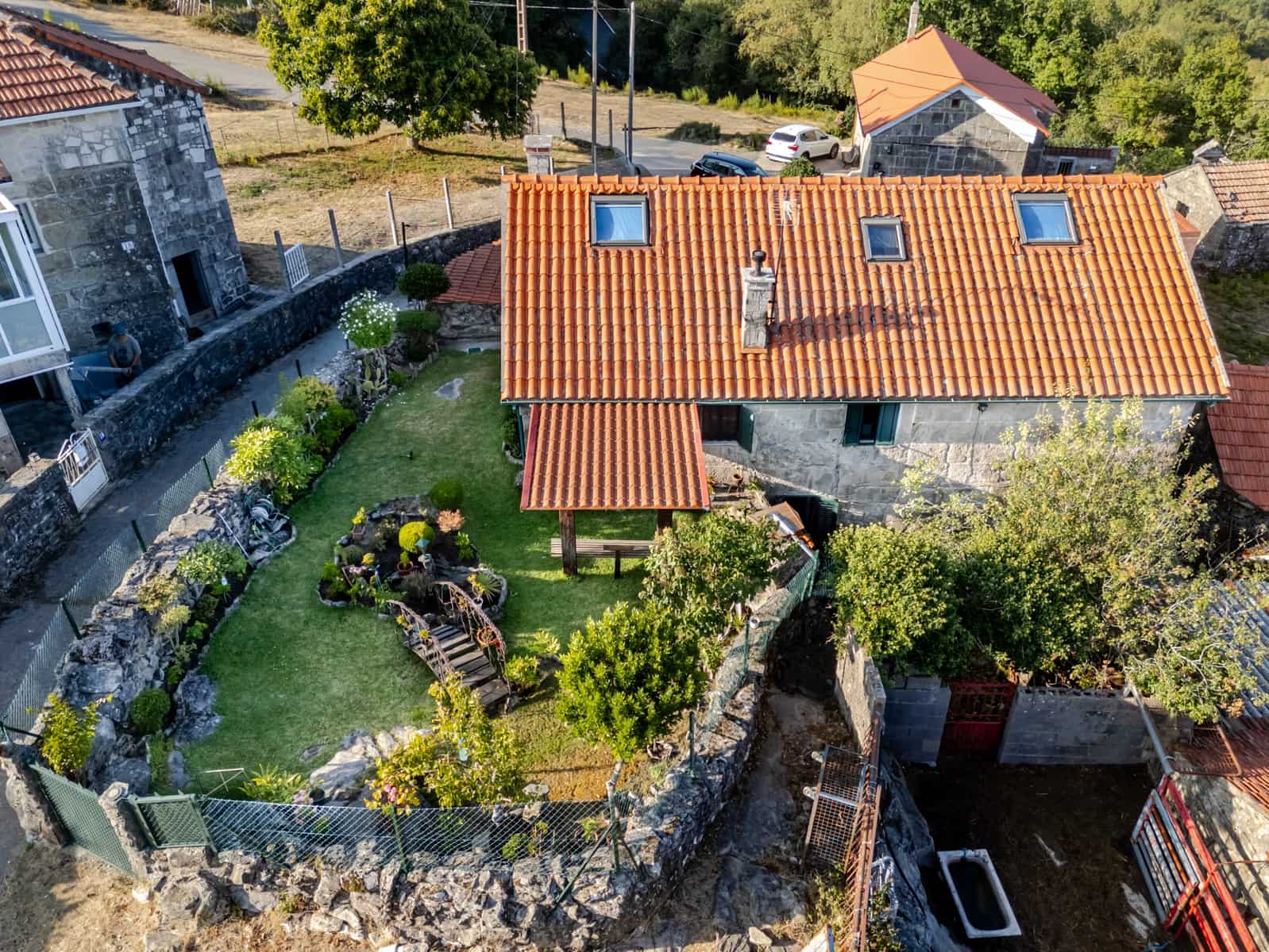 6 sypialnia Finka/Dom wiejski na sprzedaż w Covelo z garażem - 325 000 € (Ref: 10062301)