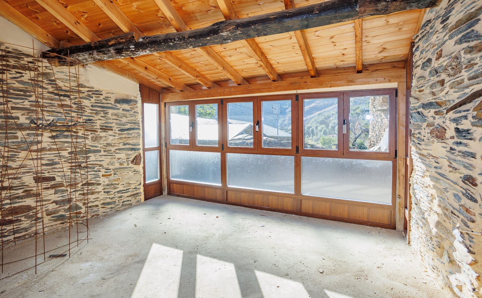 5 soverom Finca/Herregård til salgs i A Rua - € 250 000 (Ref: 10172710)