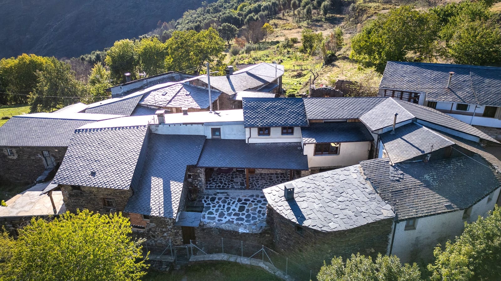 5 soverom Finca/Herregård til salgs i A Rua - € 250 000 (Ref: 10172710)