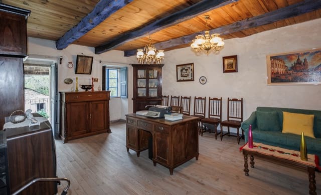 Finca/Casa Rural de 5 habitaciones en Begonte en venta con garaje - 599.000 € (Ref: 10185906)