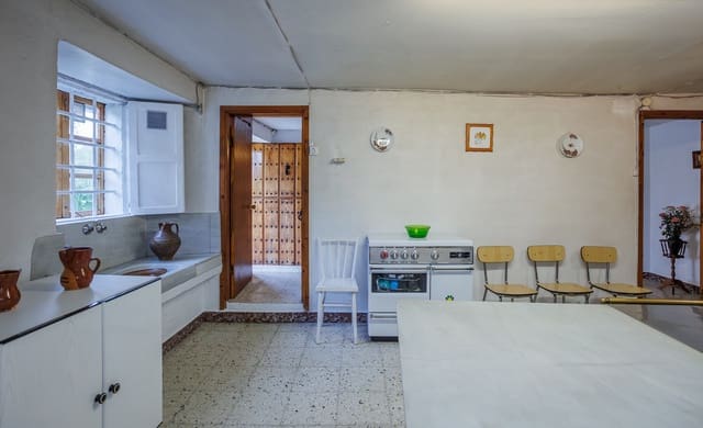 Finca/Casa Rural de 5 habitaciones en Begonte en venta con garaje - 599.000 € (Ref: 10185906)