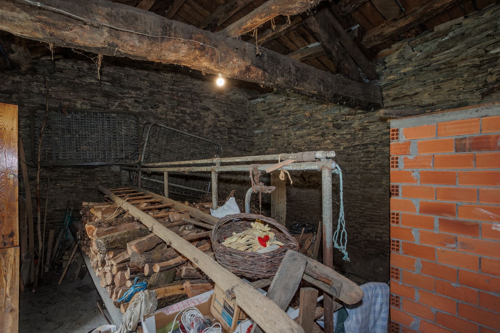 Finca/Casa Rural de 5 habitaciones en Begonte en venta con garaje - 599.000 € (Ref: 10185906)
