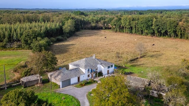 Finca/Casa Rural de 5 habitaciones en Begonte en venta con garaje - 599.000 € (Ref: 10185906)