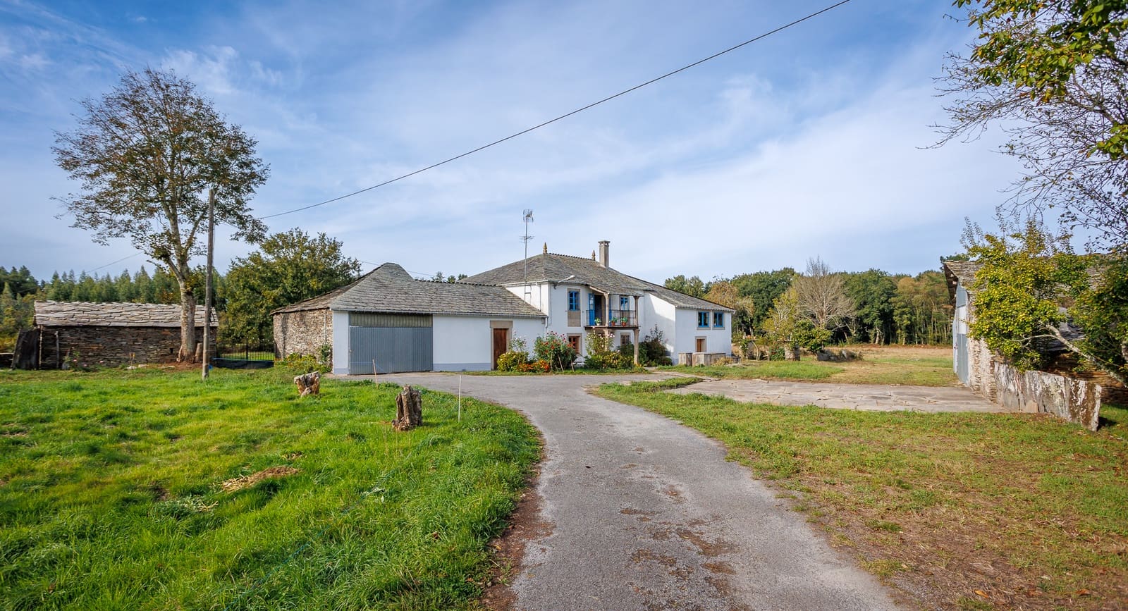 Finca/Casa Rural de 5 habitaciones en Begonte en venta con garaje - 599.000 € (Ref: 10185906)