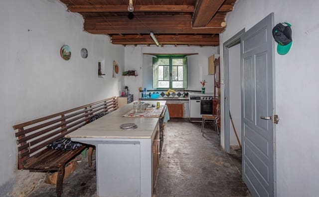 4 bedroom Finca/Country House for sale in Ourol - € 240,000 (Ref: 8449524)