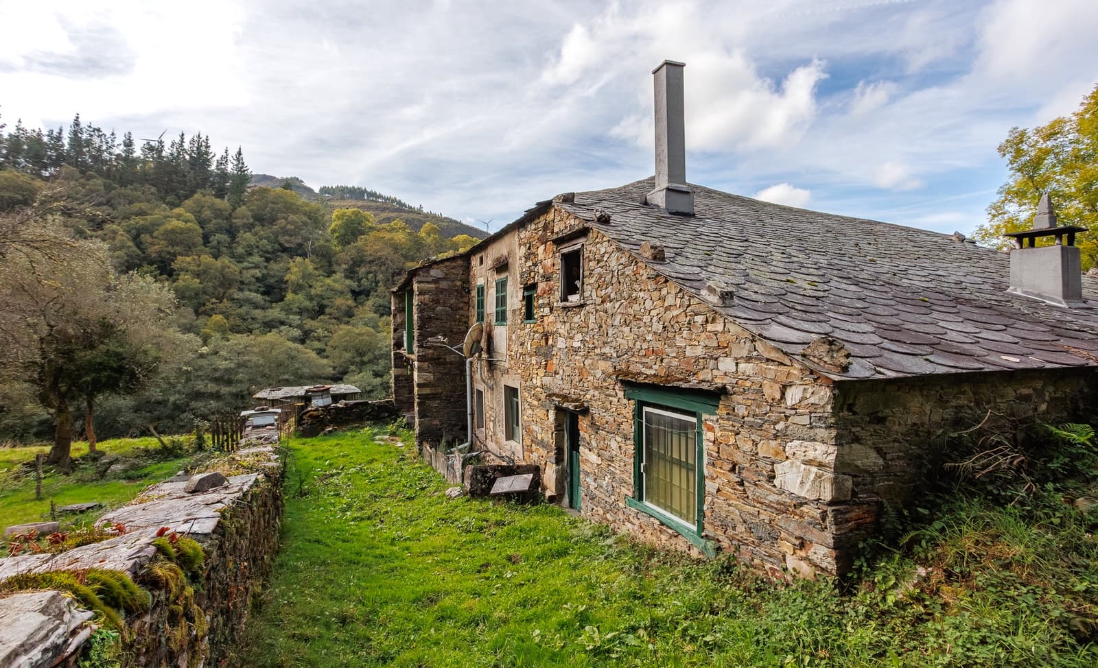 4 soveværelse Finca/Landehus til salg i Ourol - € 240.000 (Ref: 8449524)