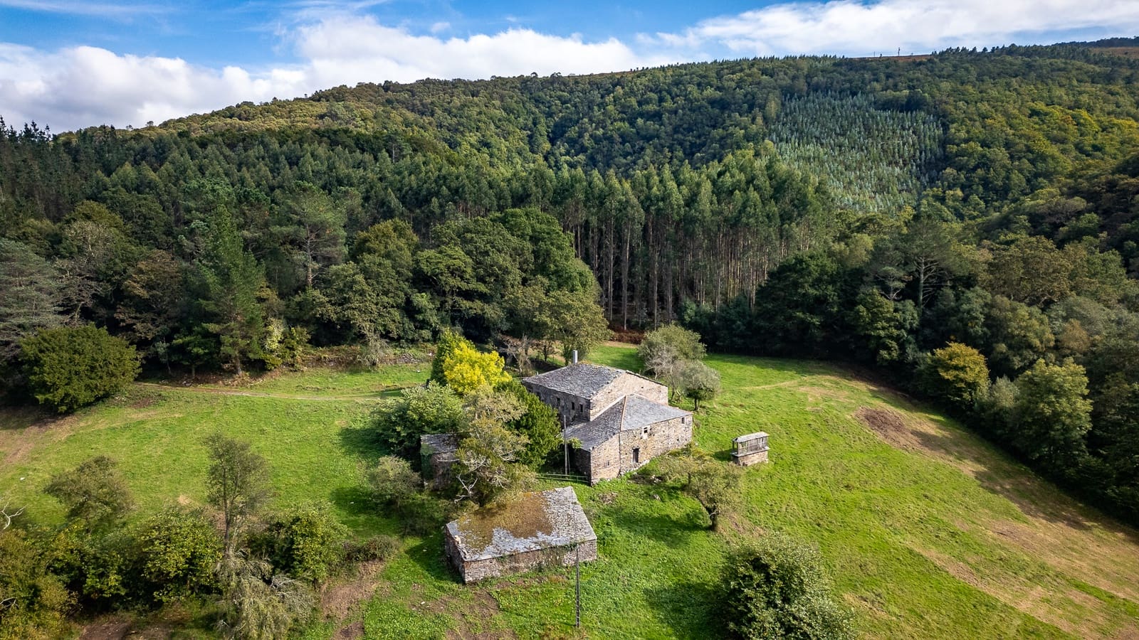 4 soveværelse Finca/Landehus til salg i Ourol - € 240.000 (Ref: 8449524)