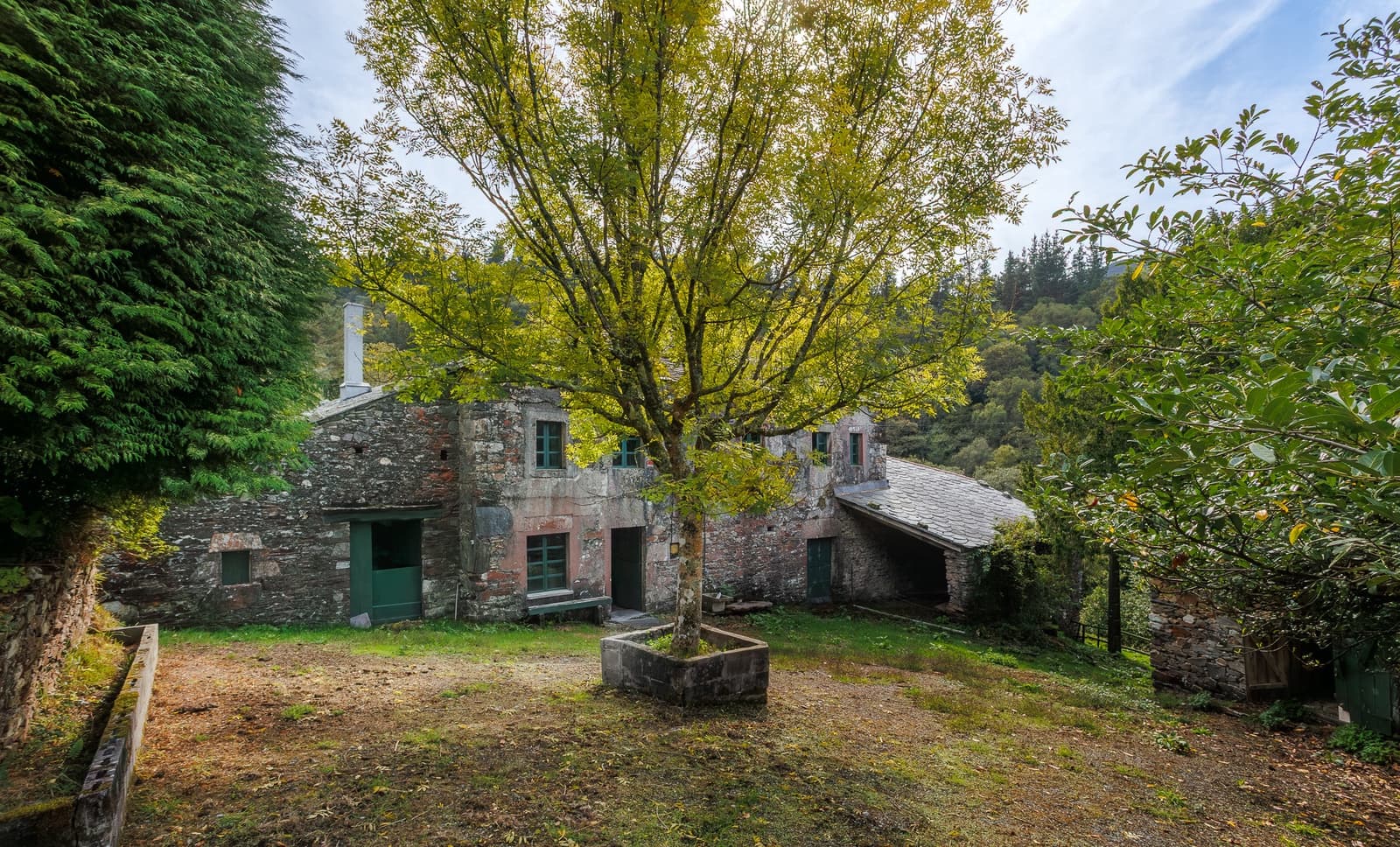 4 soveværelse Finca/Landehus til salg i Ourol - € 240.000 (Ref: 8449524)