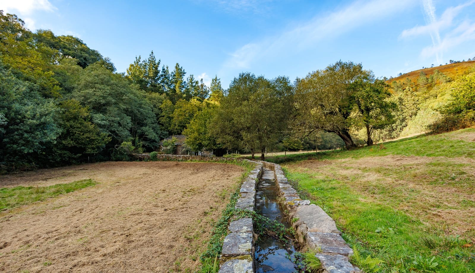 4 soveværelse Finca/Landehus til salg i Ourol - € 240.000 (Ref: 8449524)