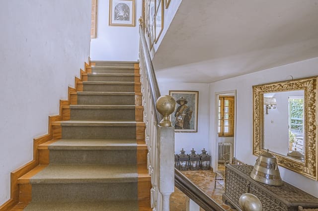 16 bedroom Finca/Country House for sale in Pontevedra city - € 3,250,000 (Ref: 8449533)