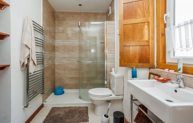 2 quarto Moradia para venda em Ourol - 385 000 € (Ref: 8449547)