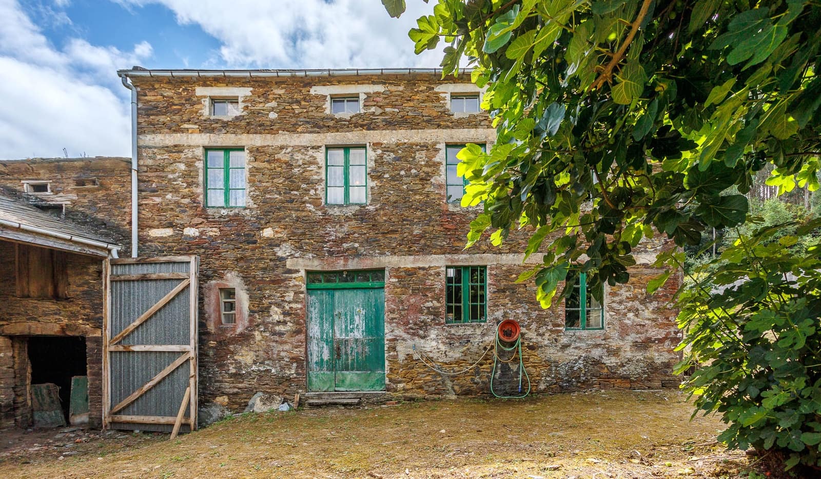 5 soveværelse Finca/Landehus til salg i Riotorto - € 145.000 (Ref: 8449548)