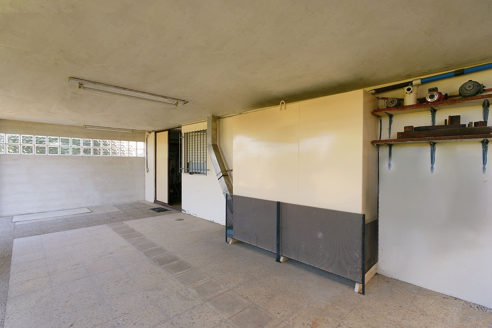 6 soveværelse Finca/Landehus til salg i Palacios del Sil - € 160.000 (Ref: 8449550)