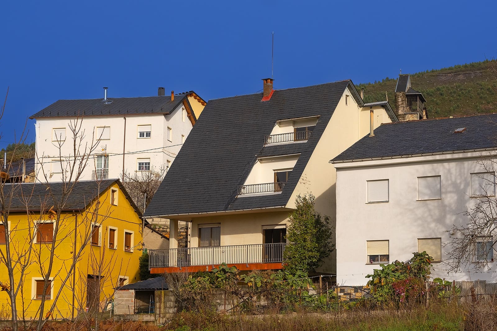 6 soveværelse Finca/Landehus til salg i Palacios del Sil - € 160.000 (Ref: 8449550)