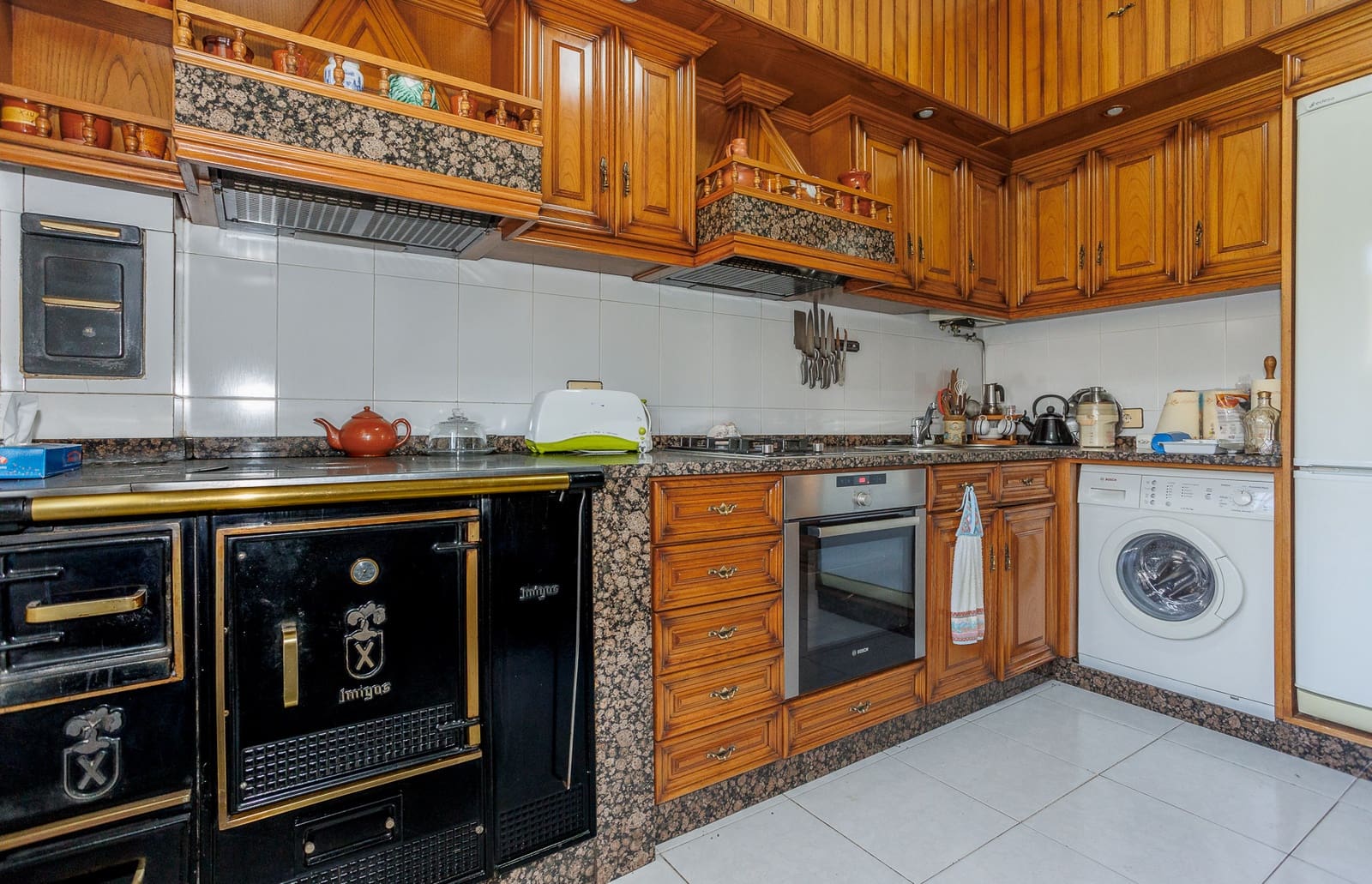 5 bedroom Finca/Country House for sale in Castro Caldelas - € 215,000 (Ref: 8449553)