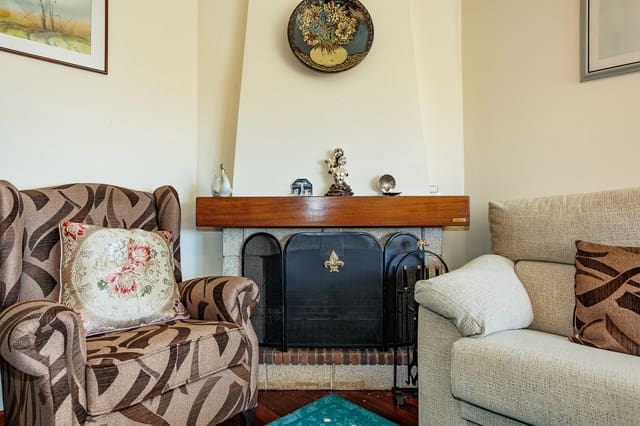 5 bedroom Finca/Country House for sale in Castro Caldelas - € 215,000 (Ref: 8449553)