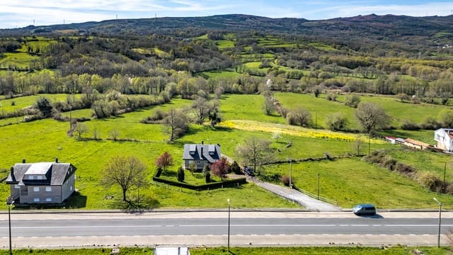 5 bedroom Finca/Country House for sale in Castro Caldelas - € 215,000 (Ref: 8449553)