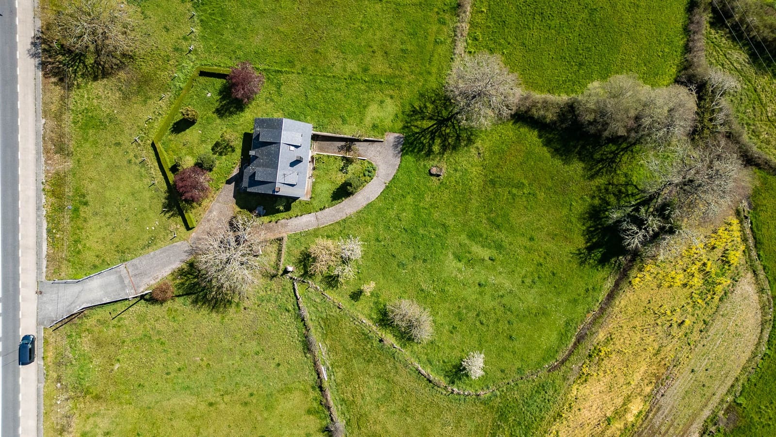 5 bedroom Finca/Country House for sale in Castro Caldelas - € 215,000 (Ref: 8449553)